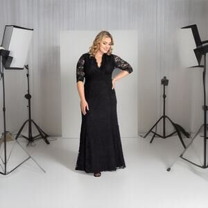 Kiyonna Dress Black Lace Maxi 1X Screen Siren Formal Gown Party Slimming Lined